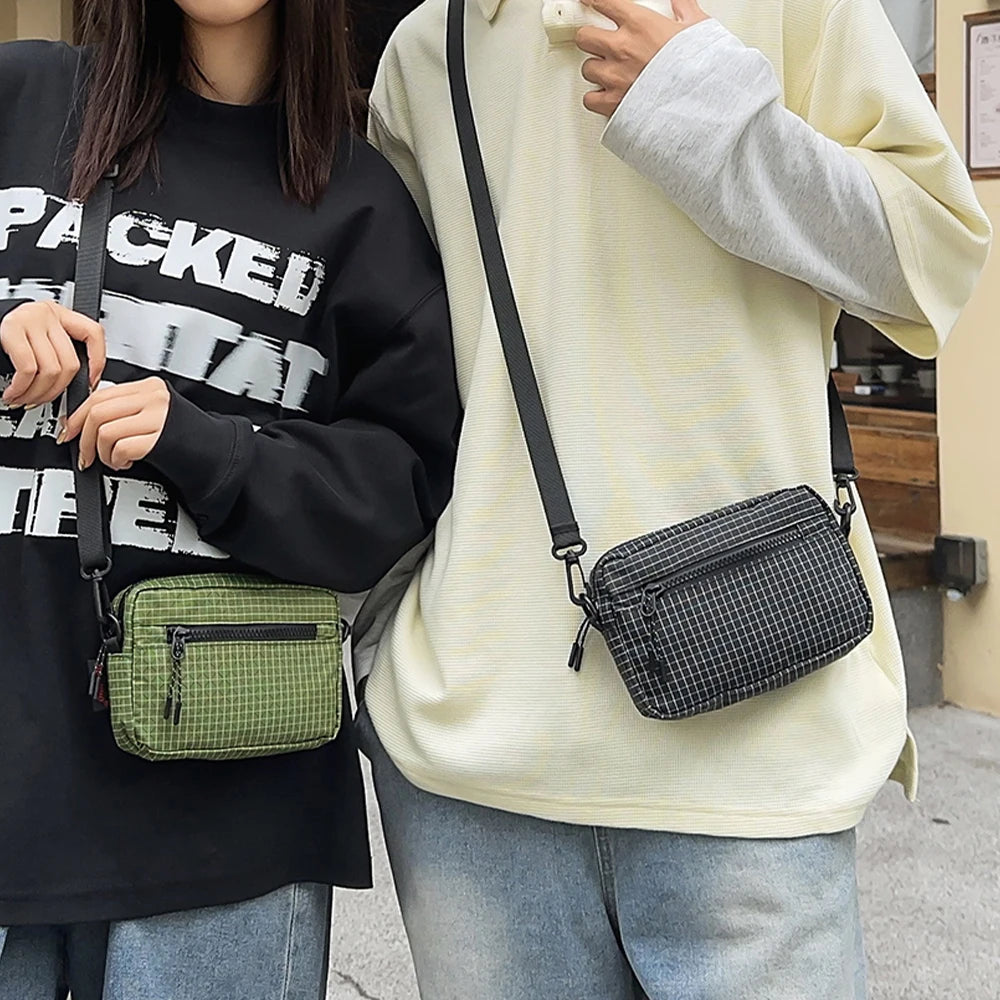 Bolso Bandolera de Nailon a Cuadros, Unisex
