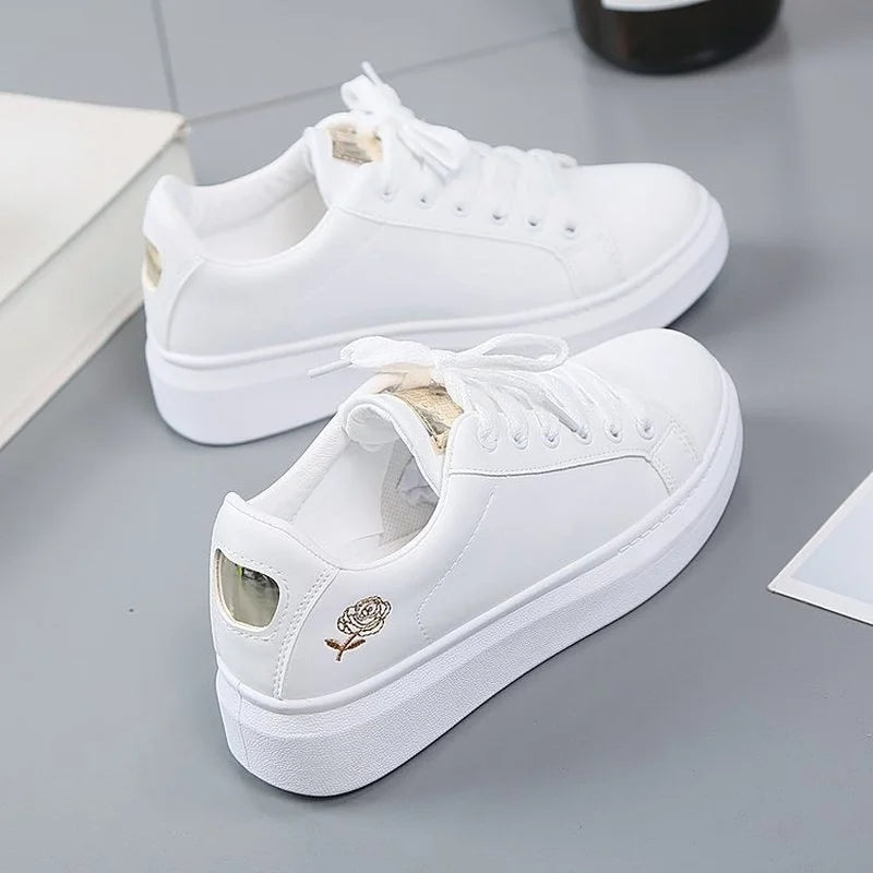 Zapatillas Bordadas con Flores para Mujer | Cuero PU Transpirable