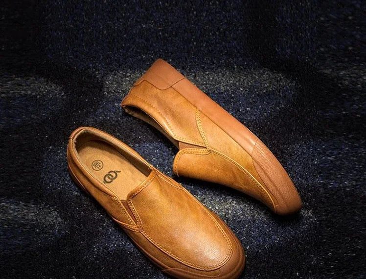 Nuevo en zapatos informales para hombre, sin cordones, talla 45, liquidación barata, elegantes, tendencia 20225, zapatos de cuero elegantes para hombre, clásicos y originales