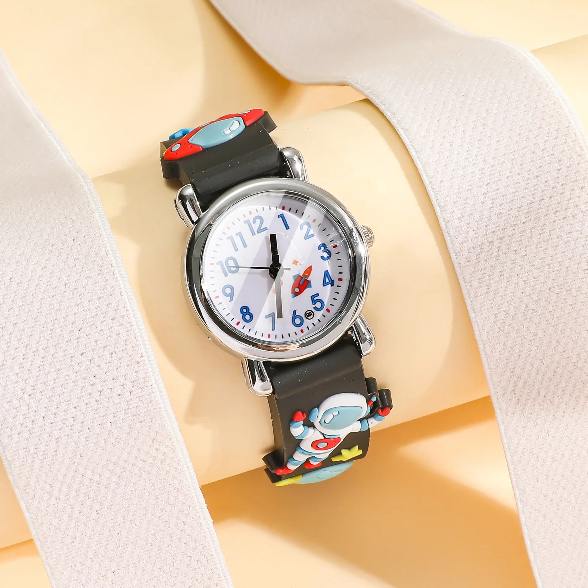 1/2 Uds. Relojes de dibujos animados 3D para niños, reloj de pulsera de cuarzo con patrón de astronauta, reloj electrónico deportivo para niños y niñas, regalo para estudiantes