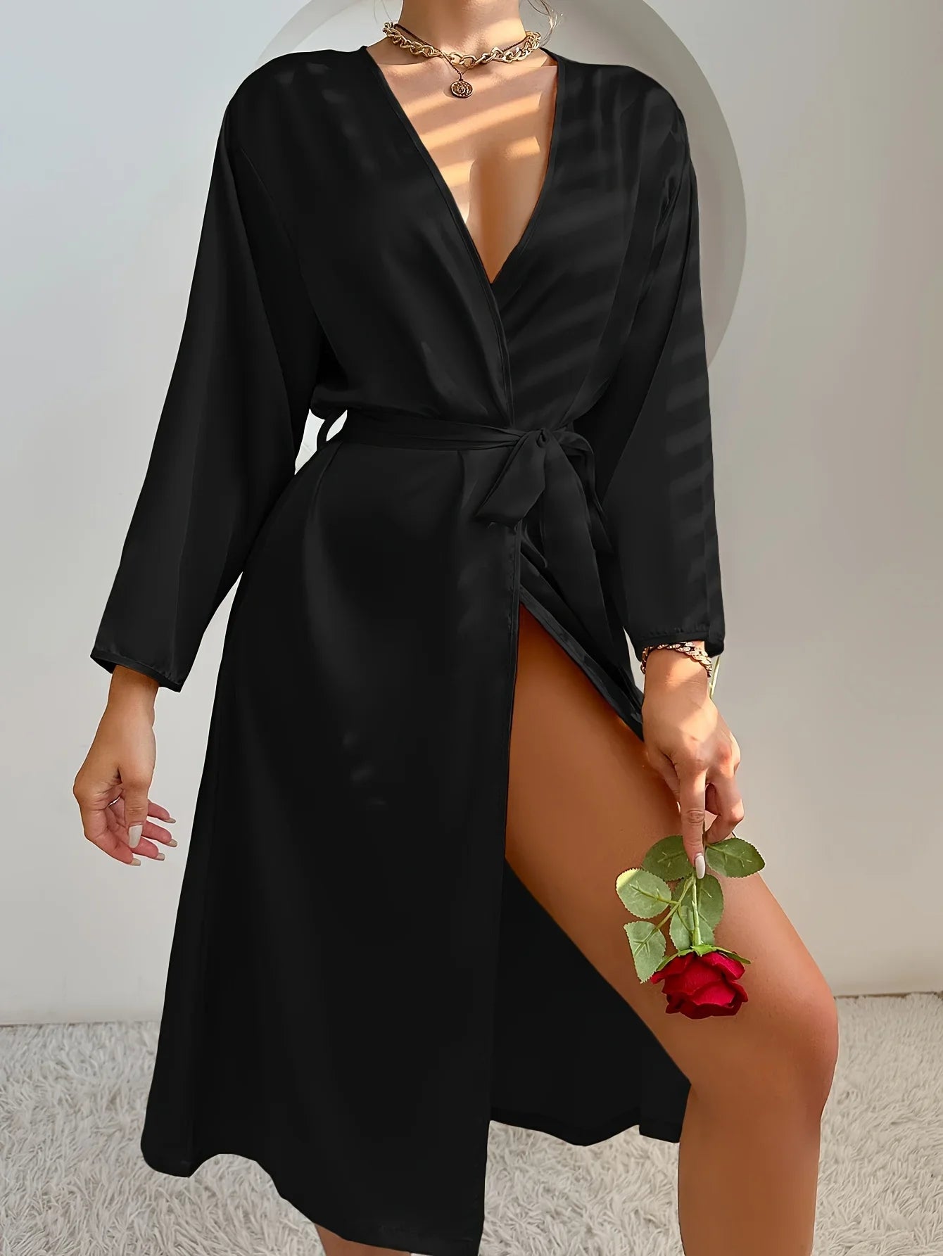 Bata de Satén para Mujer con Cinturón - Elegante y Sedosa