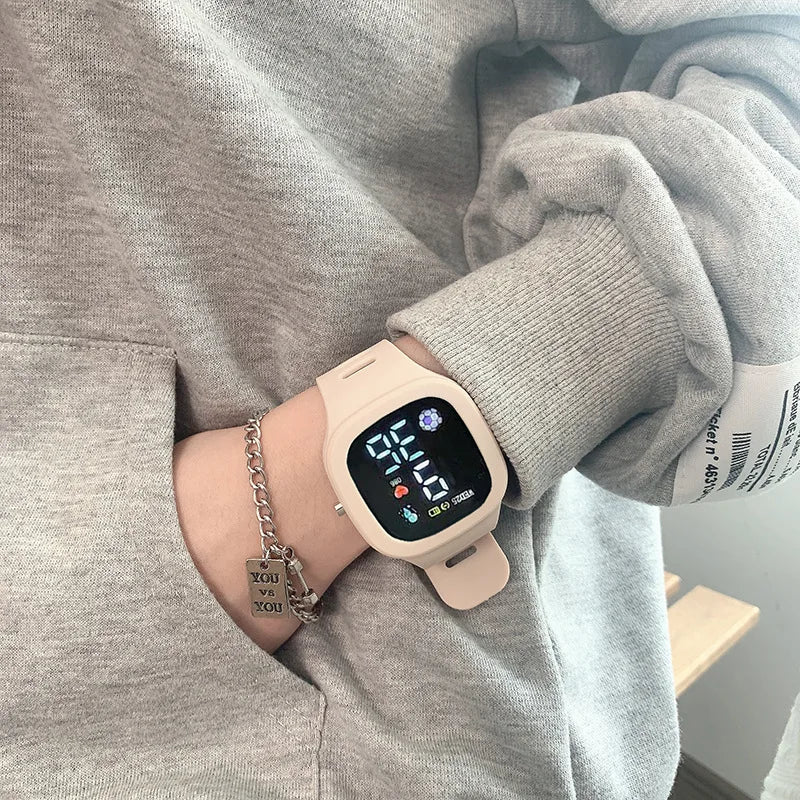 Reloj Deportivo Digital LED Cuadrado para Mujer