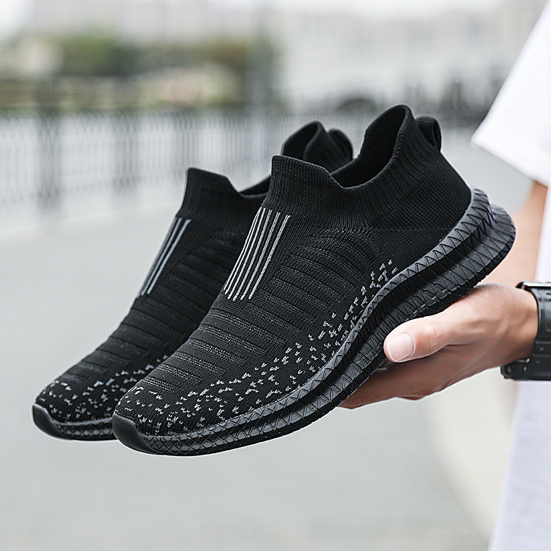 Zapatos informales transpirables para hombre, zapatos ligeros para caminar al aire libre, zapatillas antideslizantes para hombre, zapatos planos vulcanizados sin cordones 2023