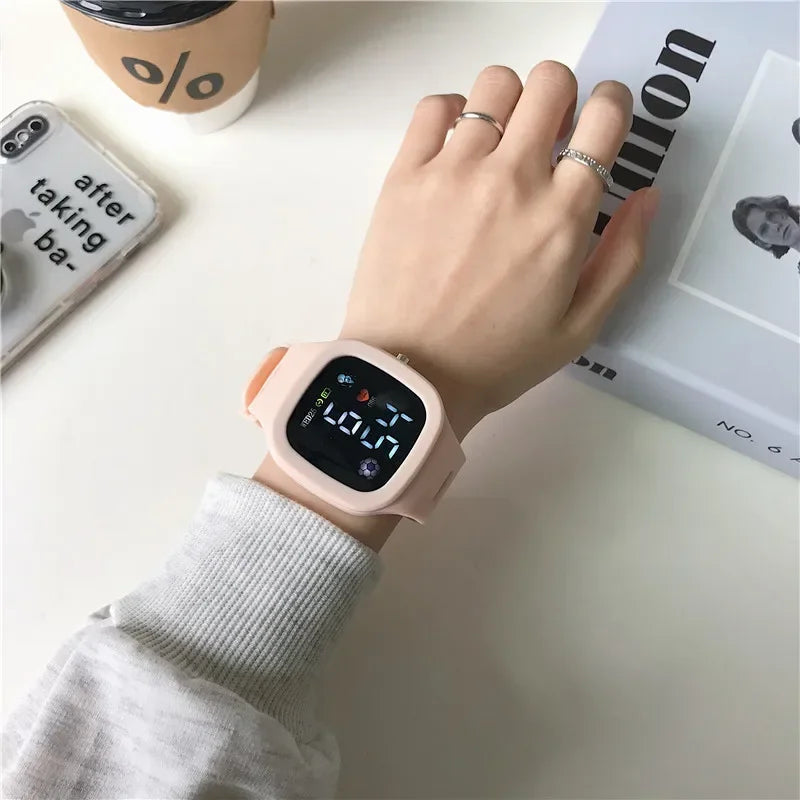 Nuevo reloj 3D con orejas de gato para niños, relojes electrónicos deportivos para niñas y niños, reloj de pulsera Digital LED luminoso resistente al agua para estudiantes, regalos