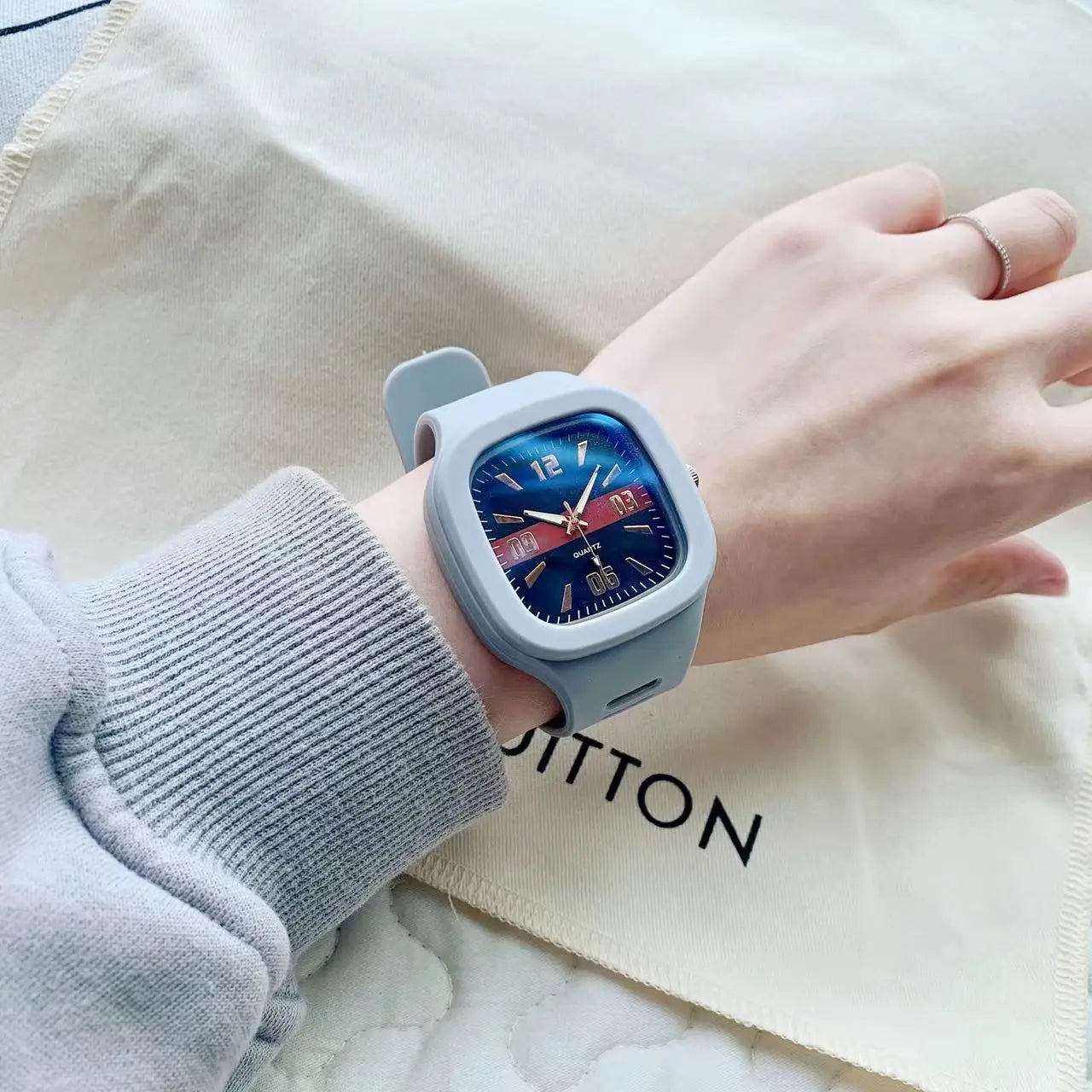 Reloj de Cuarzo Cuadrado para Mujer, Correa Silicona