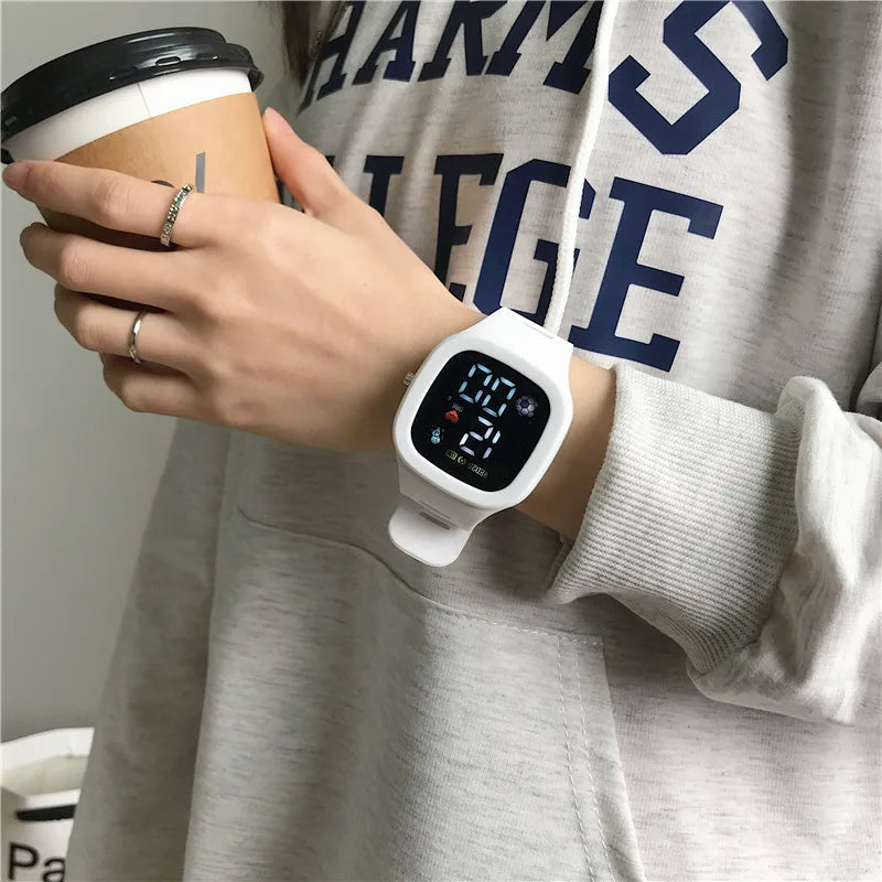 Reloj Deportivo Digital LED Cuadrado para Mujer