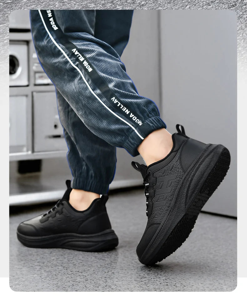 Zapatos de Chef de Hotel para las cuatro estaciones, transpirables, ligeros, antideslizantes, impermeables, a prueba de aceite, zapatos de trabajo de cocina, calzado deportivo informal para exteriores para hombre
