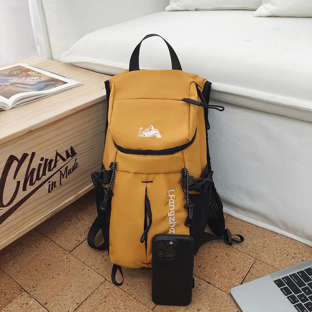 Mini Mochila para Senderismo con Diseño de Montaña