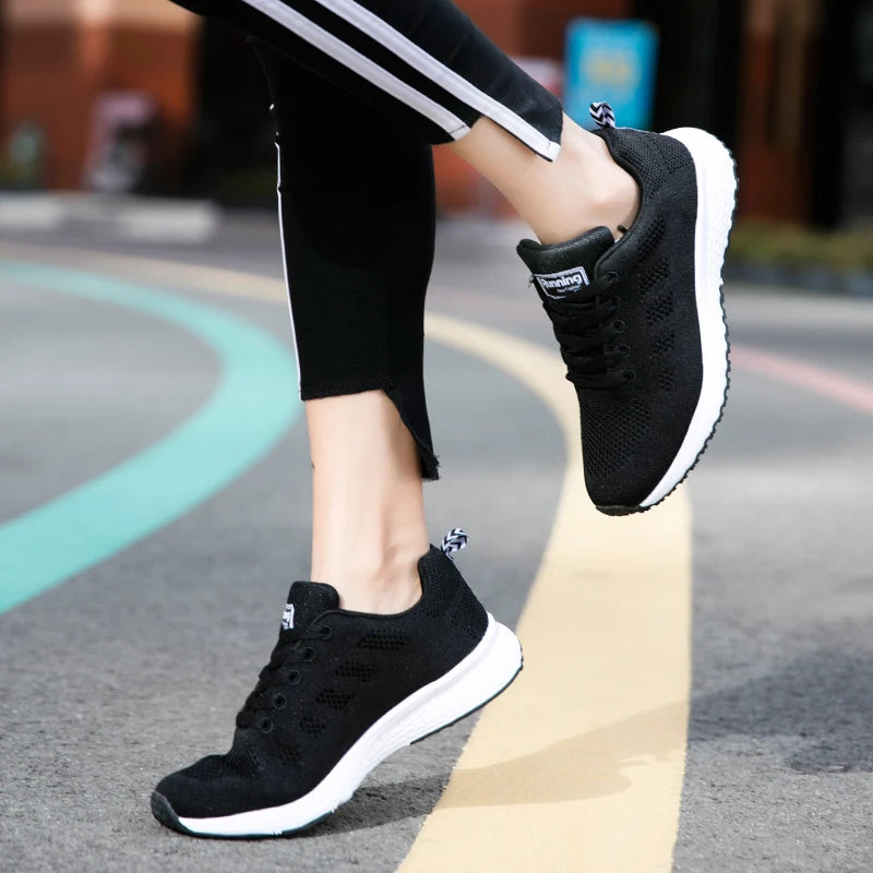 YRZL Zapatillas de deporte para hombre, zapatillas de deporte transpirables de malla cómodas y ligeras a la moda, zapatos deportivos para parejas, zapatos de tenis al aire libre para hombres