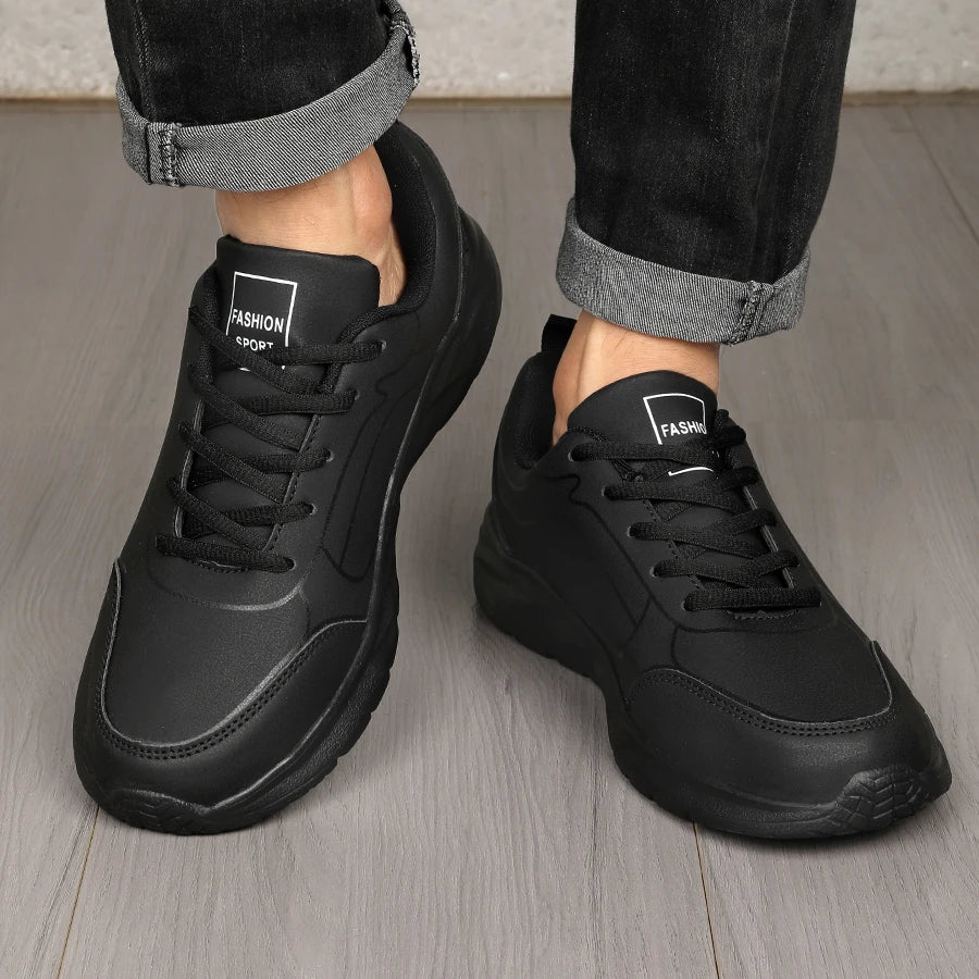 Zapatos para correr a la moda para hombre, zapatillas cálidas de invierno para hombre, zapatos antideslizantes para caminar para hombre, zapatos informales de cuero con cordones suaves 39-47 2024