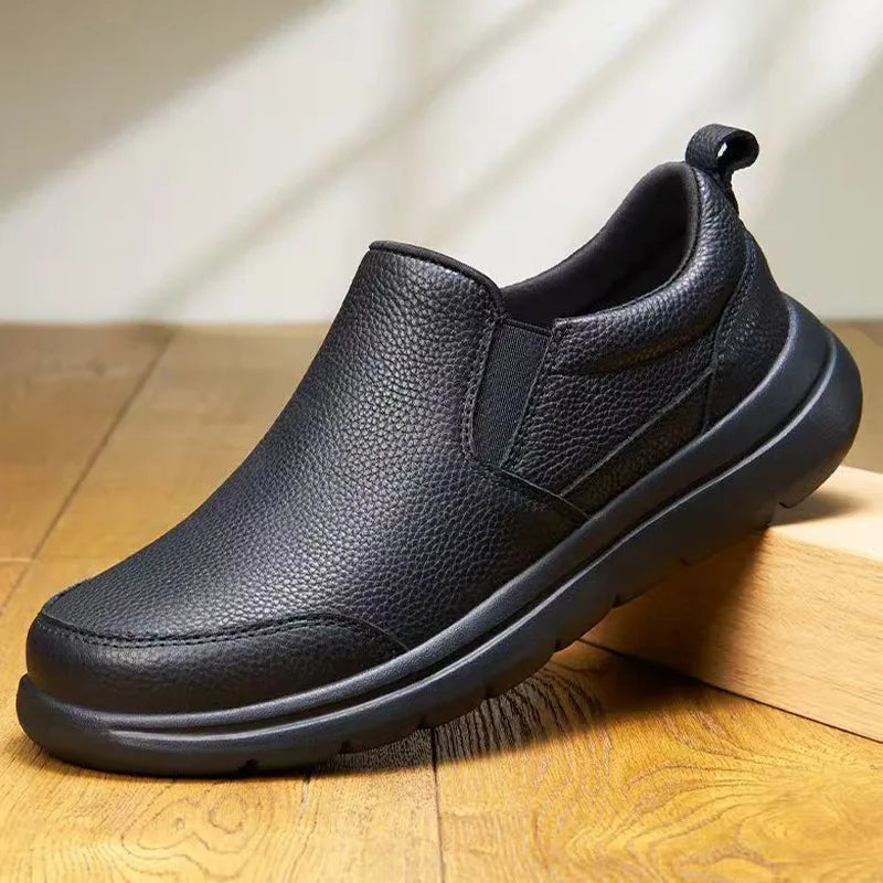 Zapatos informales sin cordones para hombre, zapatillas ligeras y cómodas, color negro, para papá mayor de mediana edad