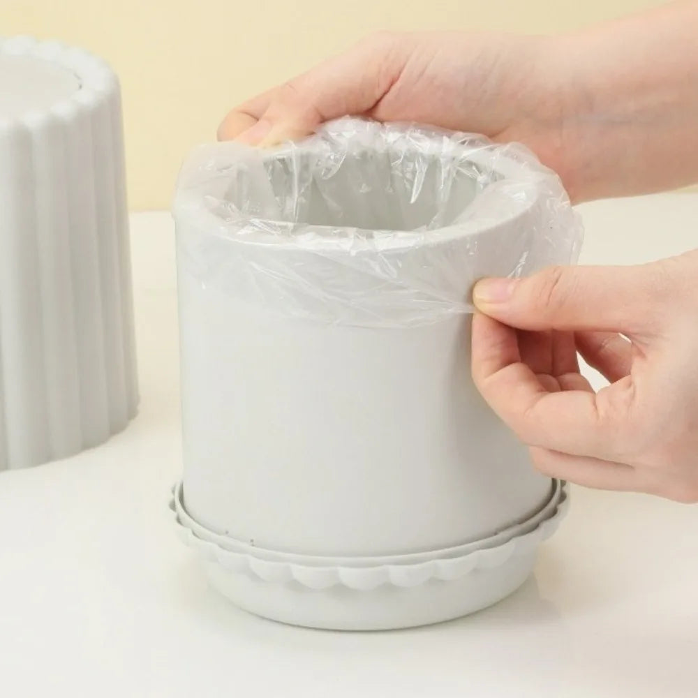 Cubo de basura de escritorio con tapa abierta, cubo de basura con forma de girasol de gran apertura, cubo de almacenamiento de plástico antideslizante para oficina