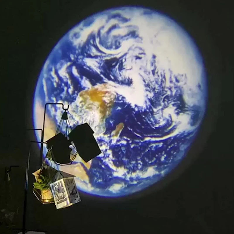 Lámpara de proyección aurora, luna y galaxia con 16 tarjetas de paisaje