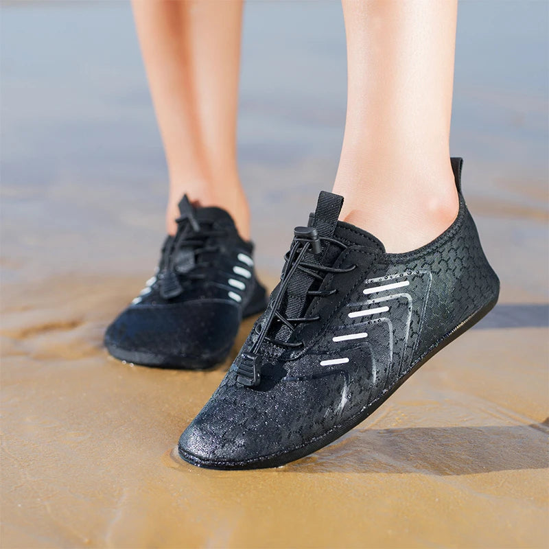 Zapatos acuáticos Unisex de secado rápido, moda para actividades al aire libre, zapatos de natación para hombres, zapatillas ligeras de Yoga para mujeres, zapatillas informales antideslizantes