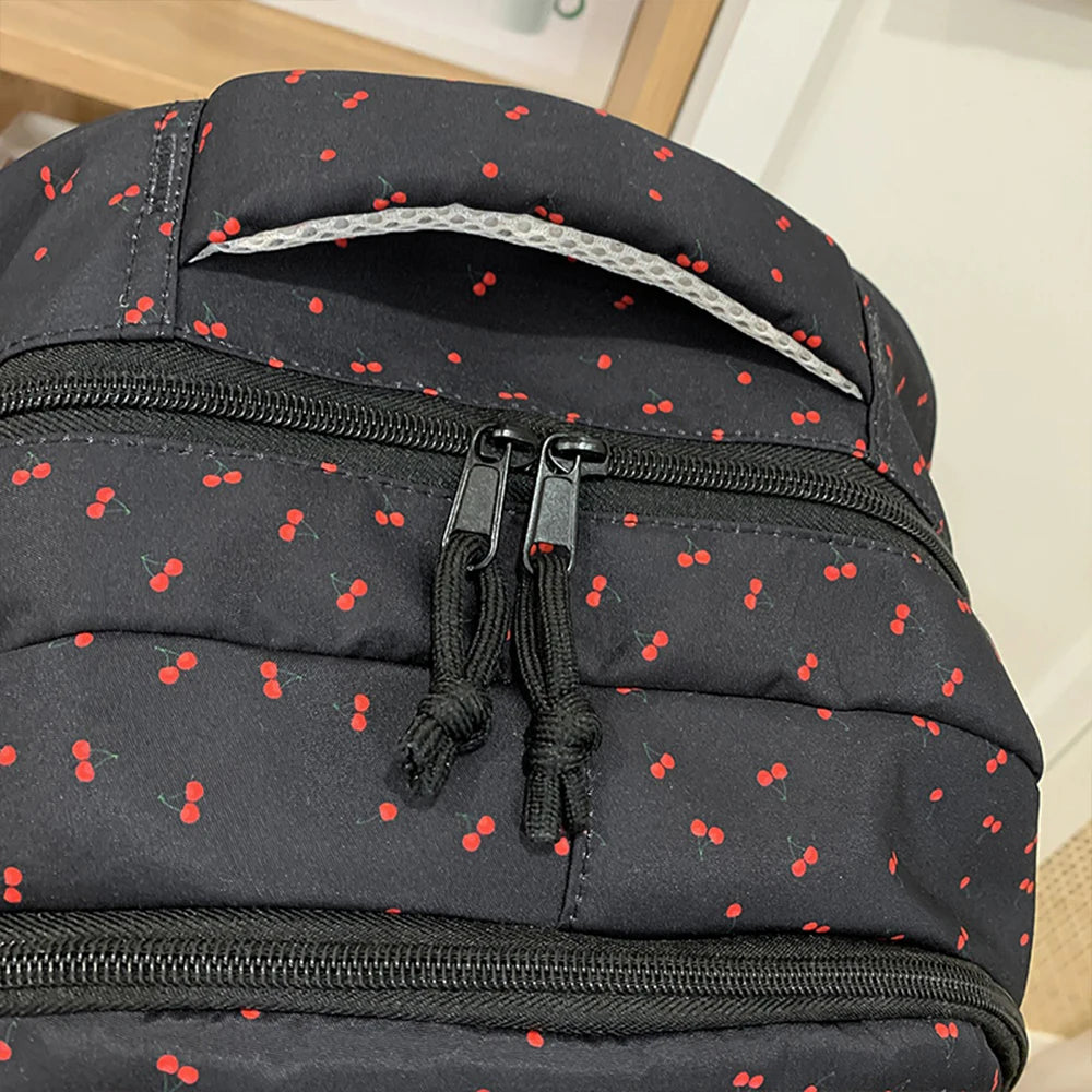 Mochila de Nailon con Estampado de Cerezas y Lazos, Mochila Grande con Múltiples Bolsillos, Ligera y Resistente al Agua para la Escuela y Uso Diario
