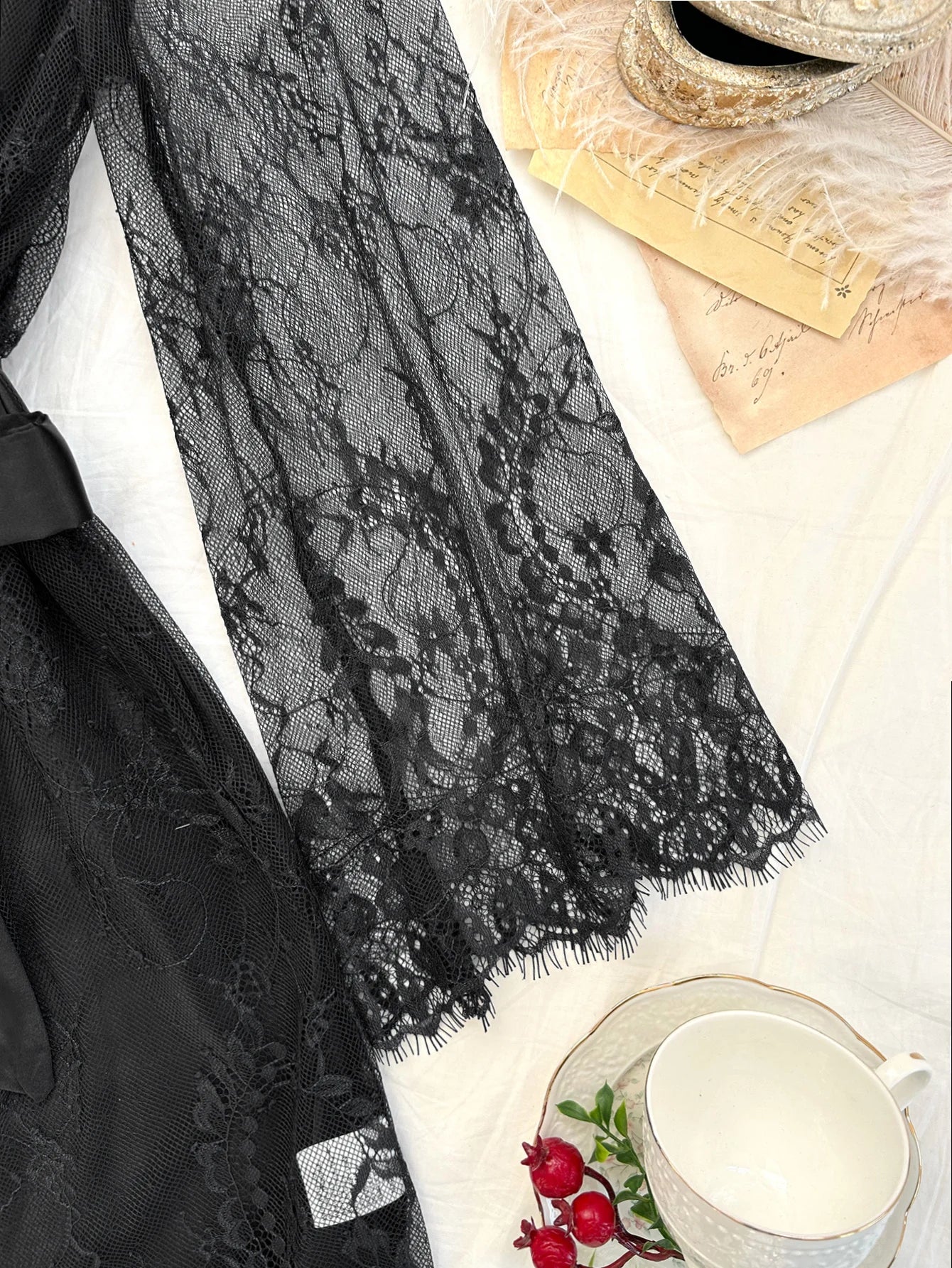 Conjunto de Camisón y Bata de Encaje para Mujer — Ropa de Dormir Sexy
