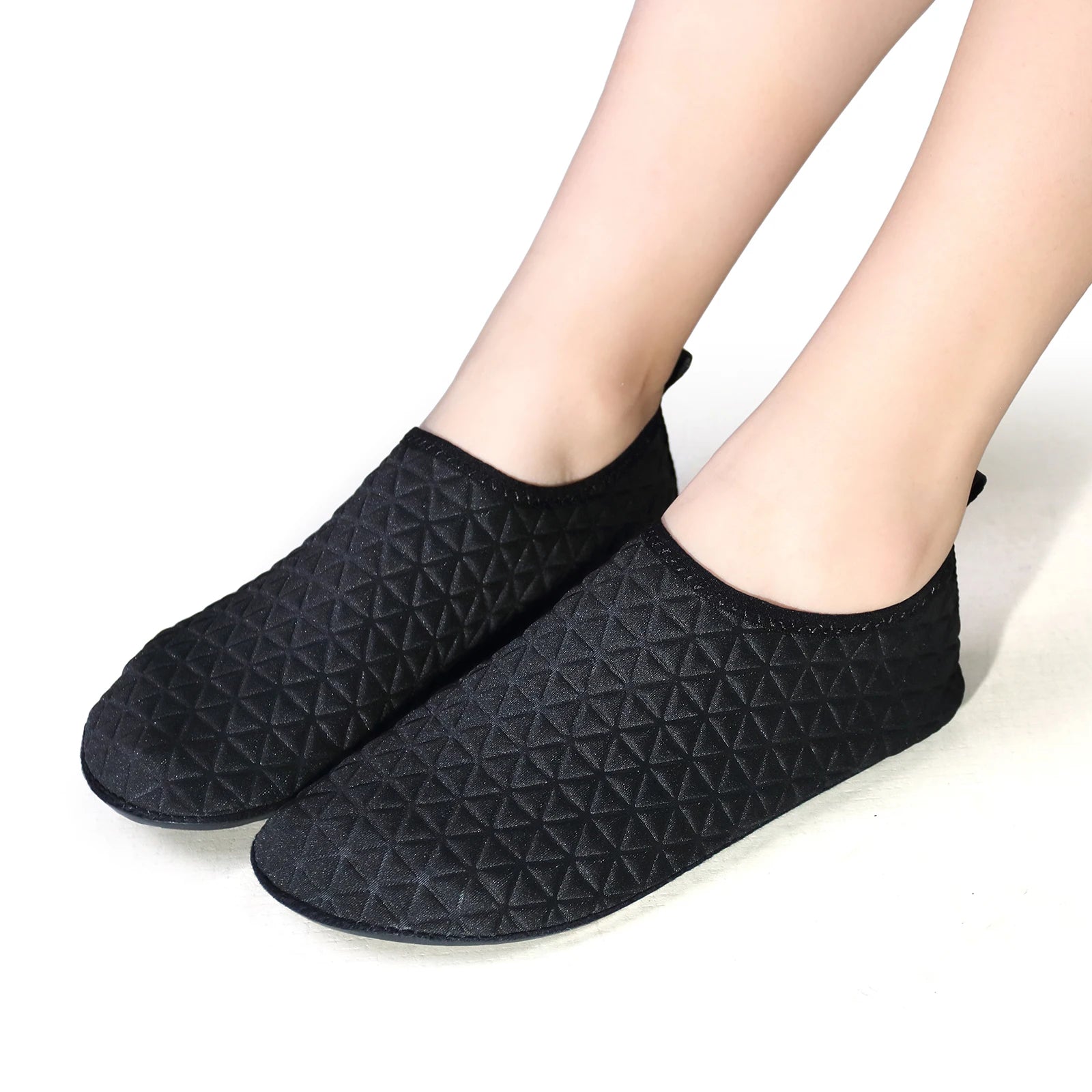 2023 par de zapatos acuáticos, zapatos de agua ligeros de verano para hombres, zapatos de playa de secado rápido para mujeres, zapatillas antideslizantes suaves, envío gratis