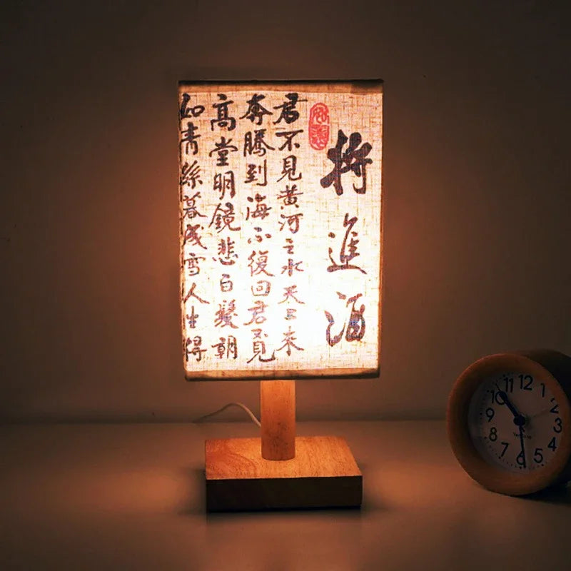 Lámparas de mesa de decoración LED, enchufe regulable Simple, luz nocturna, pantalla de tela, luces cuadradas para dormitorio, mesita de noche de estilo chino