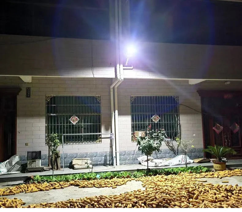 Lámpara Solar LED Exterior Súper Brillante con Sensor de Movimiento IP67