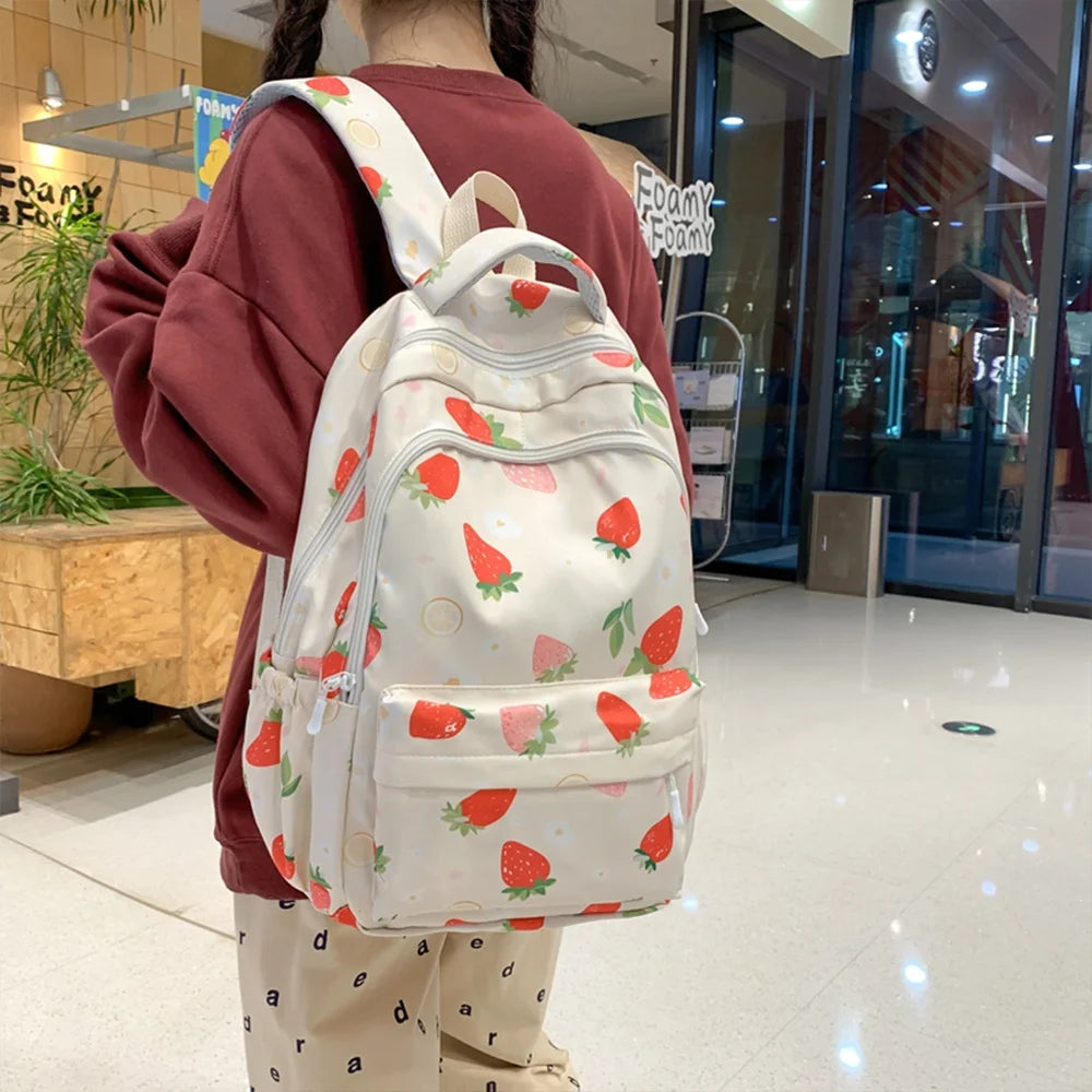 Mochila Escolar de Nailon con Estampado de Fresas Resistente al Agua
