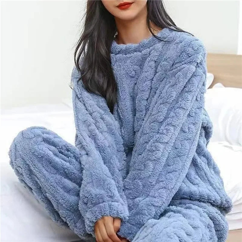 Conjunto de Pijama Cálido de Terciopelo Coral para Mujer