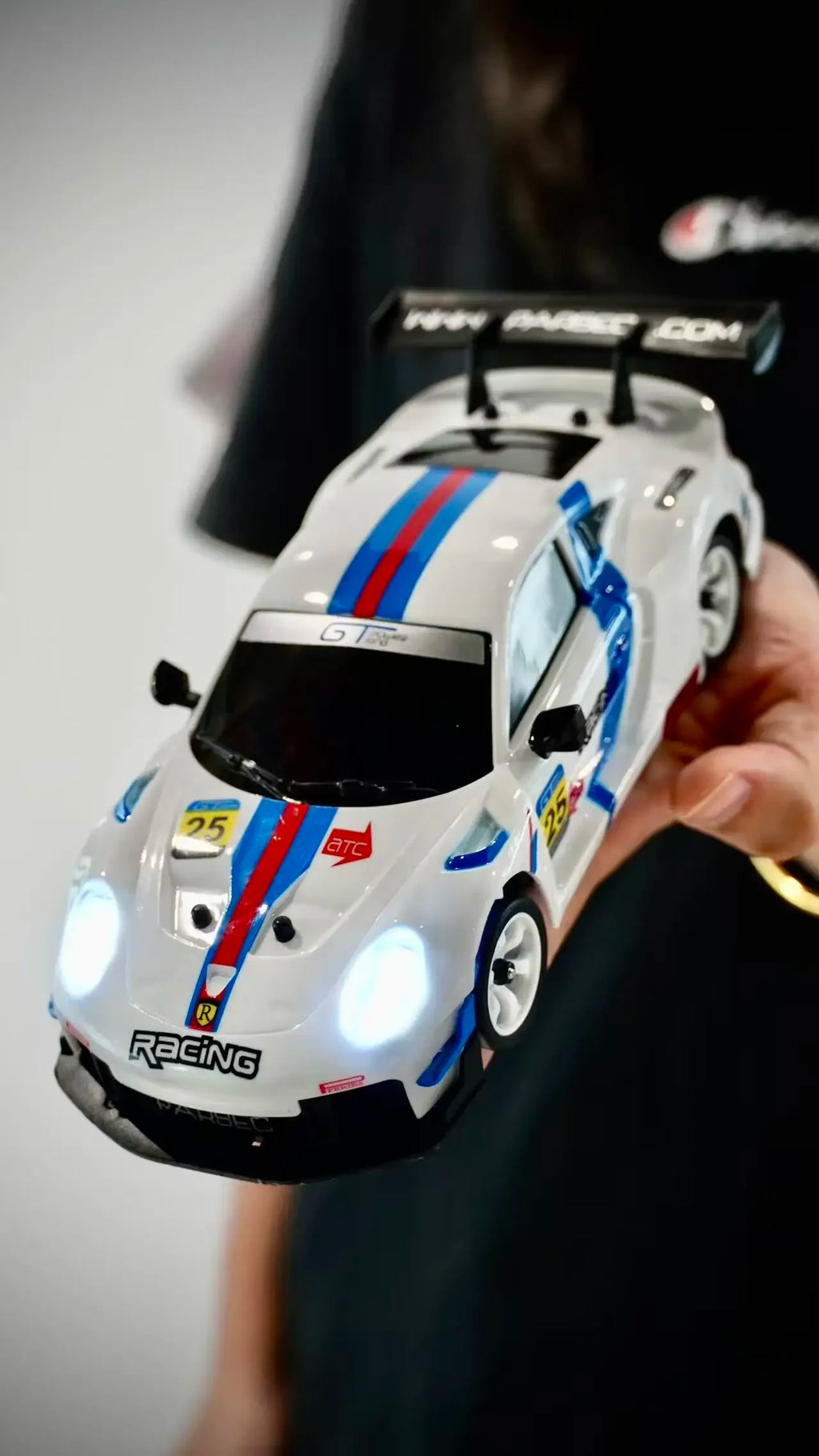 Wltoys RC 284019 Control remoto 1/28 30 Km/H Mosquito de carreras de alta velocidad 2,4 GHz todoterreno RTR Rally Drift Car