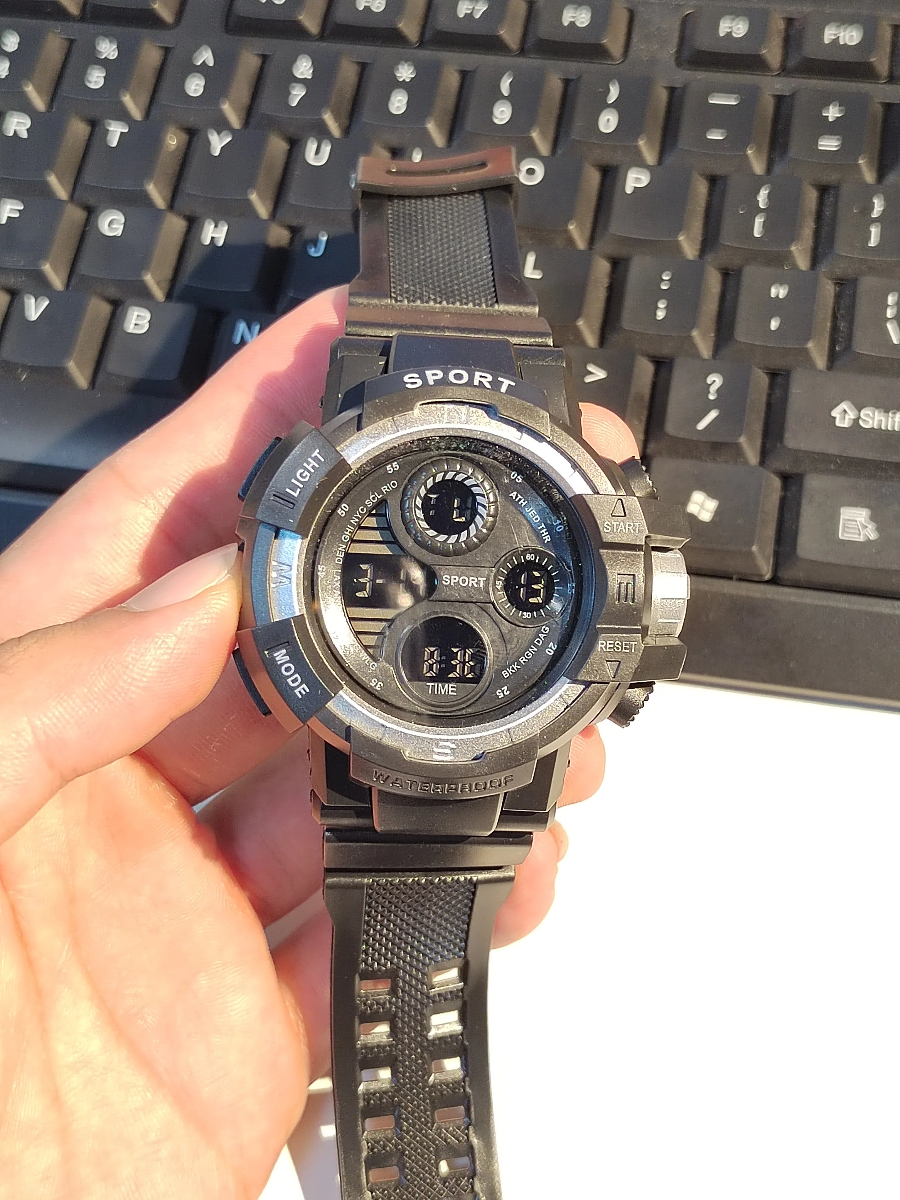 Reloj Digital negro YIKAZE para hombres, relojes deportivos, cronógrafo impermeable para exteriores, reloj de mano G, reloj de pulsera para estudiantes de choque de infantería
