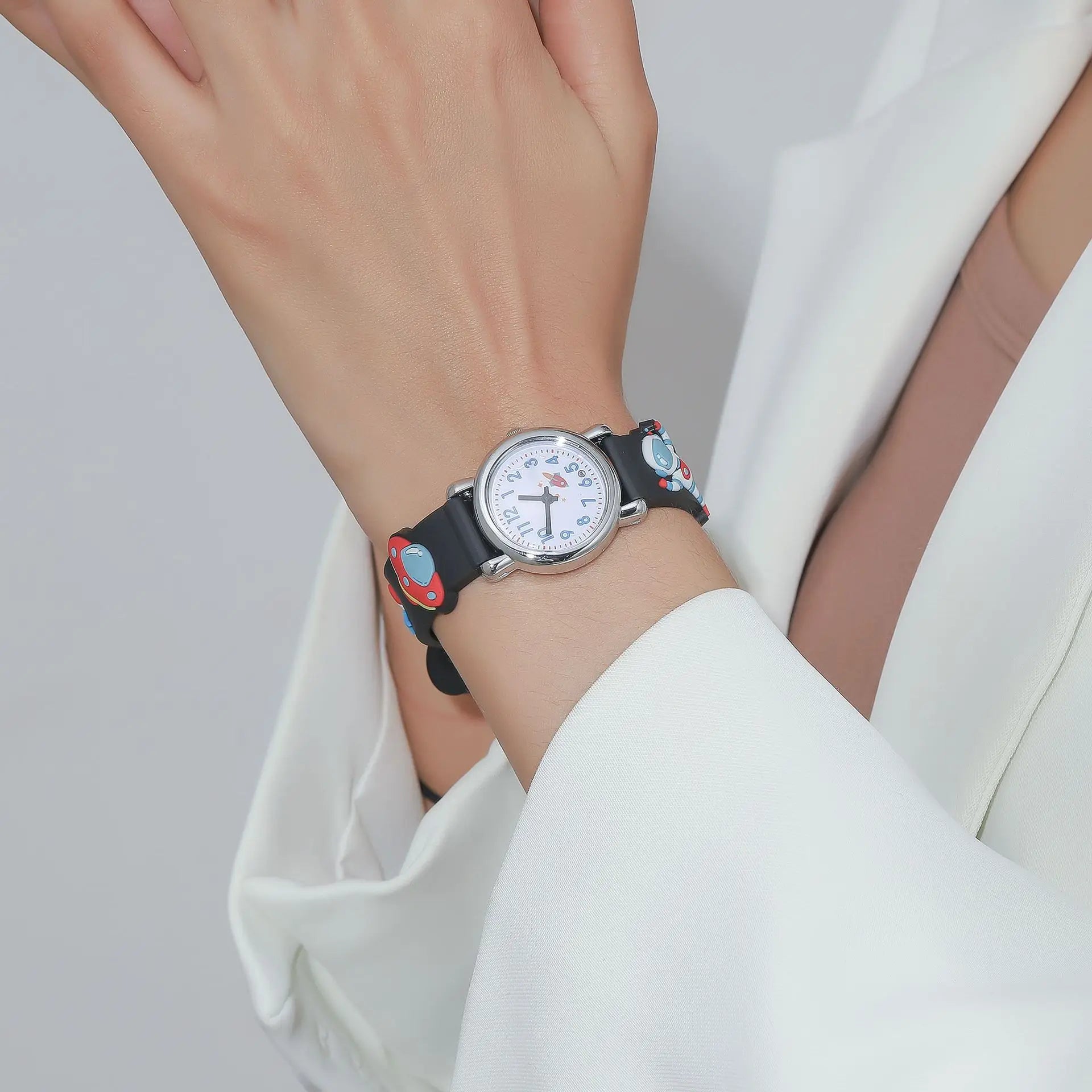 1/2 Uds. Relojes de dibujos animados 3D para niños, reloj de pulsera de cuarzo con patrón de astronauta, reloj electrónico deportivo para niños y niñas, regalo para estudiantes