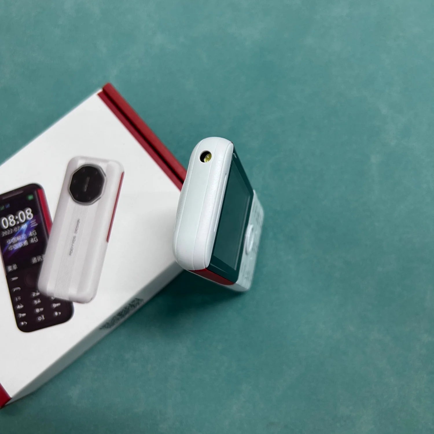 Nuevo Teléfono Celular HOSWN H29 4G con Pantalla de 2.8 Pulgadas, LTE, Doble SIM, 6800mAh, Altavoz Potente y Linterna