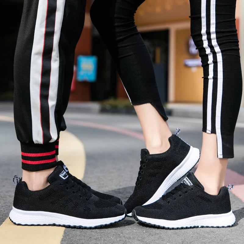 YRZL Zapatillas de deporte para hombre, zapatillas de deporte transpirables de malla cómodas y ligeras a la moda, zapatos deportivos para parejas, zapatos de tenis al aire libre para hombres