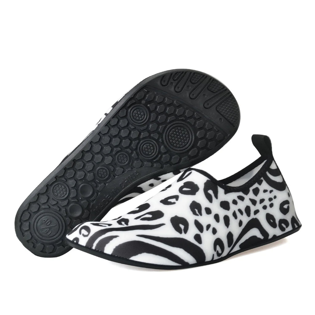 2023 zapatos acuáticos de verano para hombre, zapatos de agua descalzos para nadar en la playa, zapatos de agua ligeros para mujer, zapatos de pesca en el mar, envío gratis, talla grande 48
