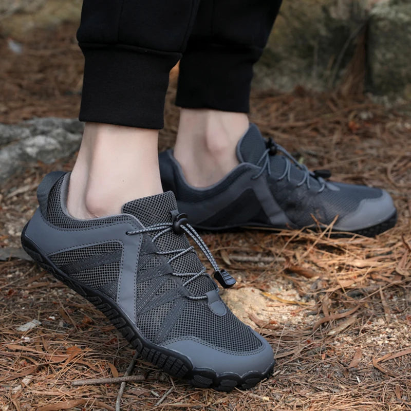 Zapatos de senderismo transpirables para hombre, zapatillas de deporte flexibles para exteriores, zapatos antideslizantes a la moda para caminar para hombre, zapatos informales de escalada de gran tamaño