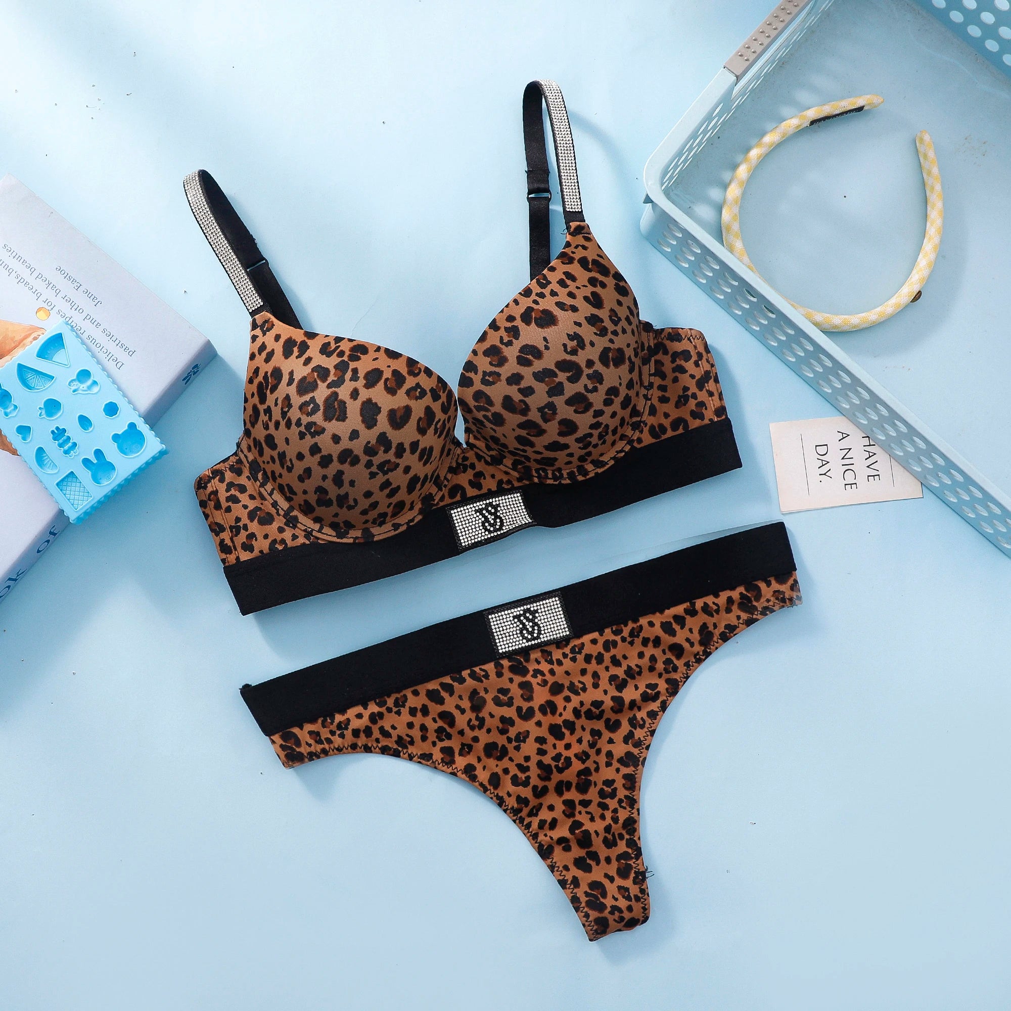 Conjunto de Sujetador Push Up sin Aros con Encaje y Bragas para Mujer