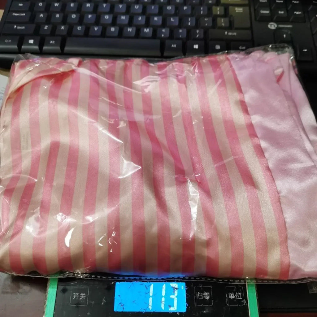 Bata de Seda Satinada para Mujer – Lencería Sexy de Manga Larga