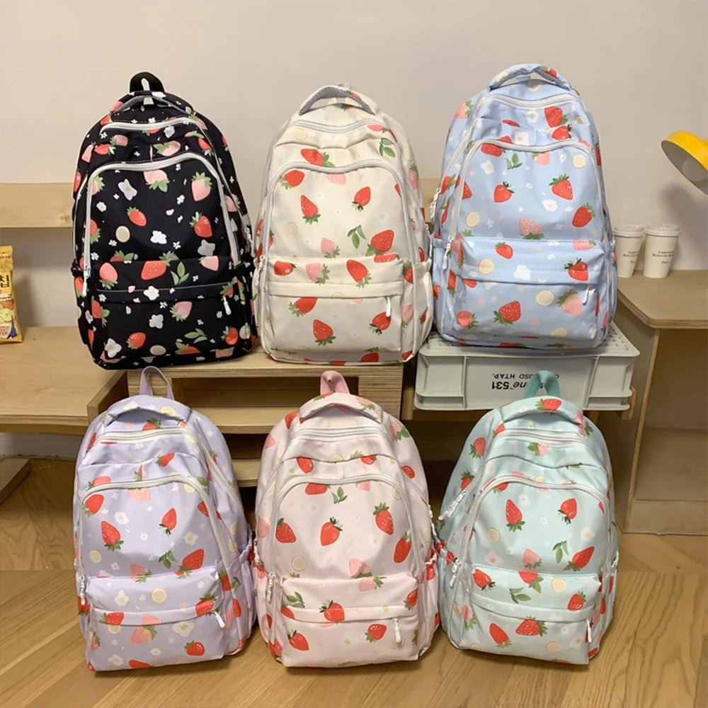 Mochila de Nailon con Estampado de Fresas, Linda y Ligera, Resistente al Agua, con Múltiples Bolsillos, para la Escuela y Uso Diario