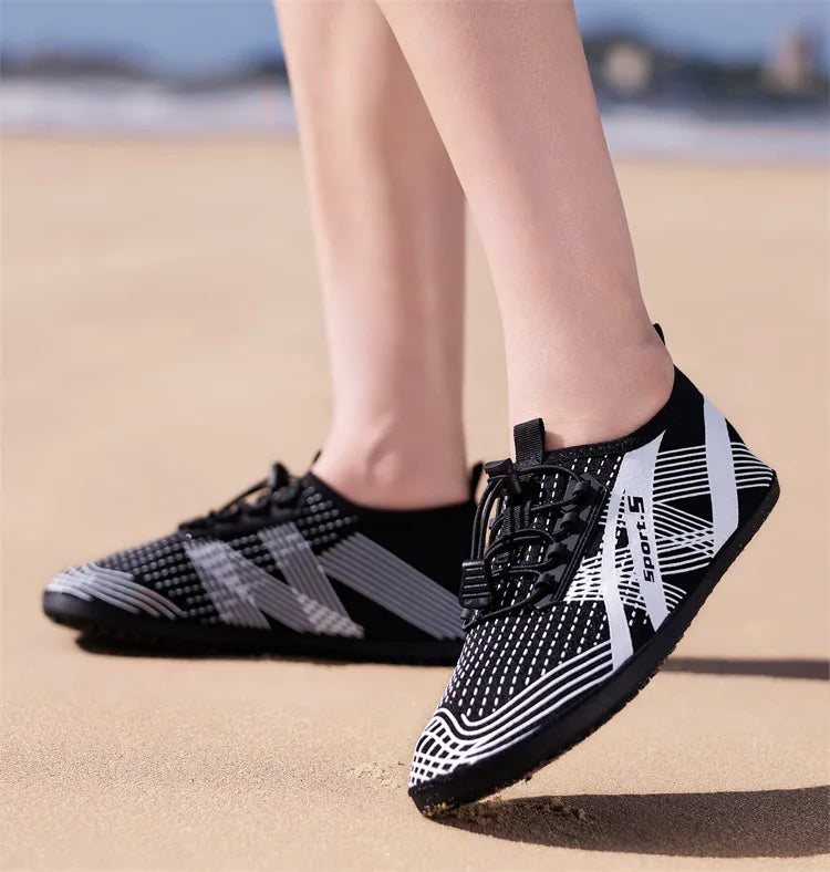2025 nuevos zapatos acuáticos para hombre, zapatos de agua Unisex antideslizantes flexibles, zapatillas de playa para hombre de secado rápido, zapatillas informales para parejas al aire libre