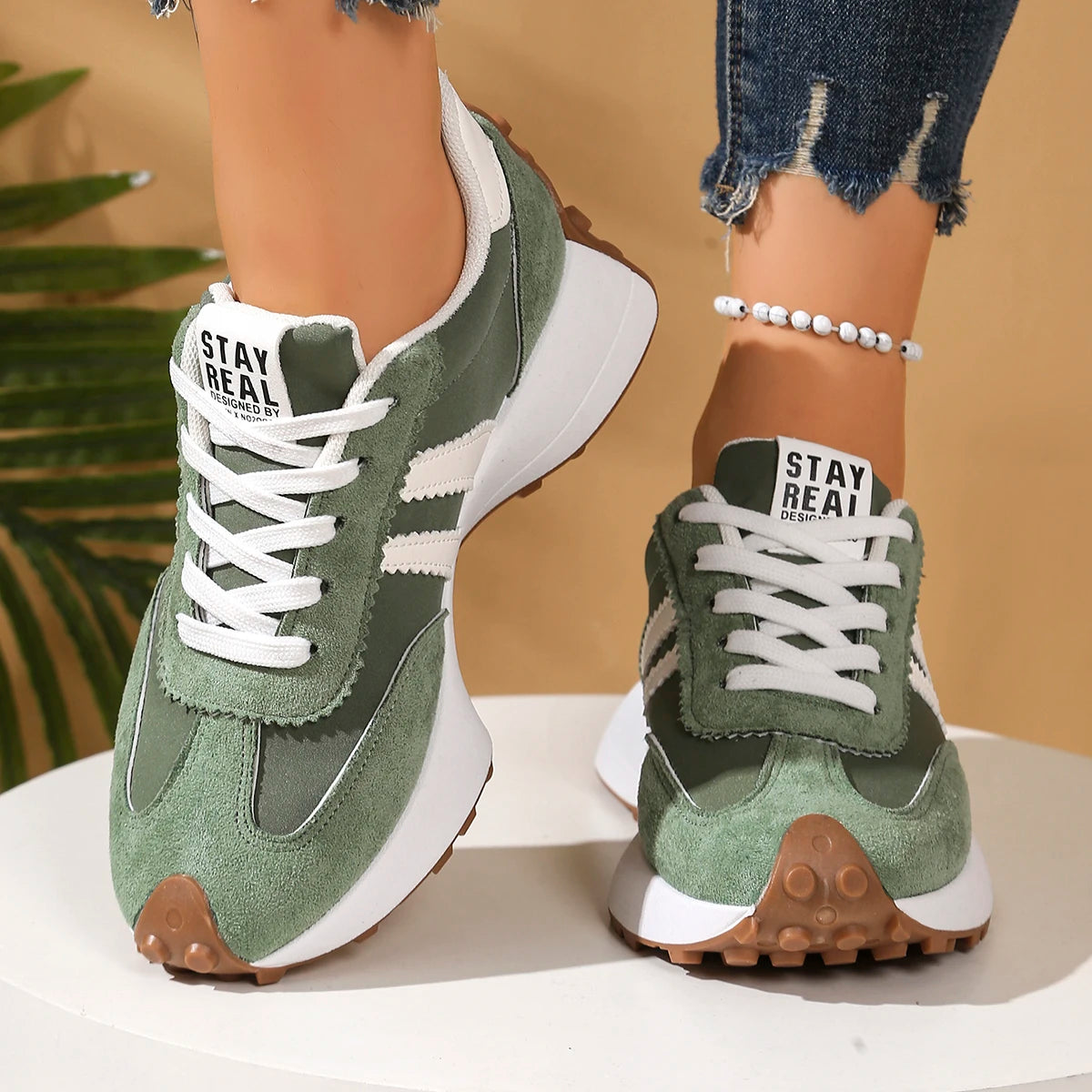 Nuevo estilo de moda, zapatos informales elegantes con cordones para mujer, Primavera/otoño, punta redonda, suela gruesa, zapatos deportivos cómodos antideslizantes