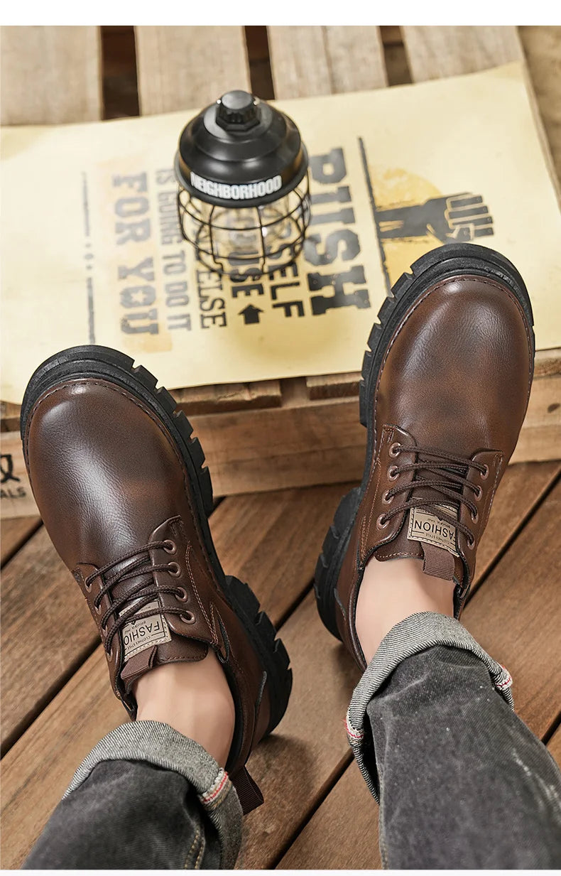 Zapatos informales para hombre, calzado cómodo para trabajo hecho a mano en las cuatro estaciones, zapatos de trabajo al aire libre, moda Joker, zapatos de marea juvenil, zapatos de cuero para fiesta de negocios