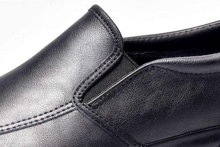 Nuevo en zapatos informales para hombre, sin cordones, talla 45, liquidación barata, elegantes, tendencia 20225, zapatos de cuero elegantes para hombre, clásicos y originales