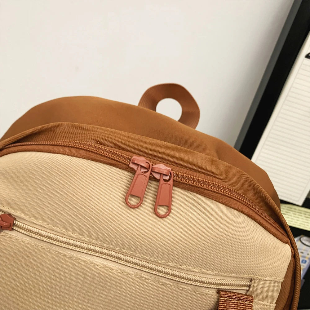 Mochila Escolar de Nailon con Bloques de Color