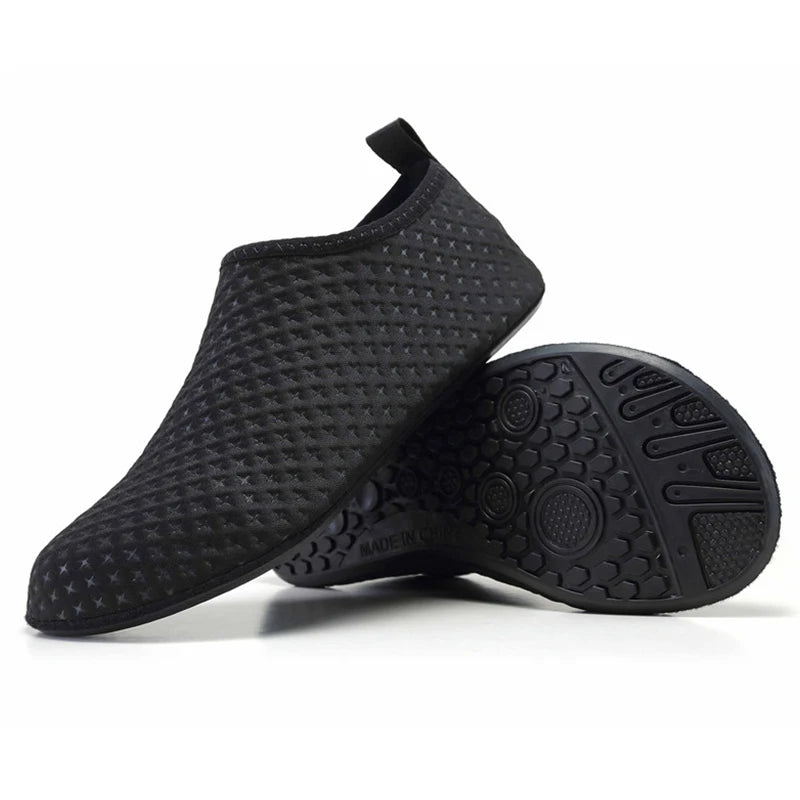 2023 par de zapatos acuáticos, zapatos de agua ligeros de verano para hombres, zapatos de playa de secado rápido para mujeres, zapatillas antideslizantes suaves, envío gratis