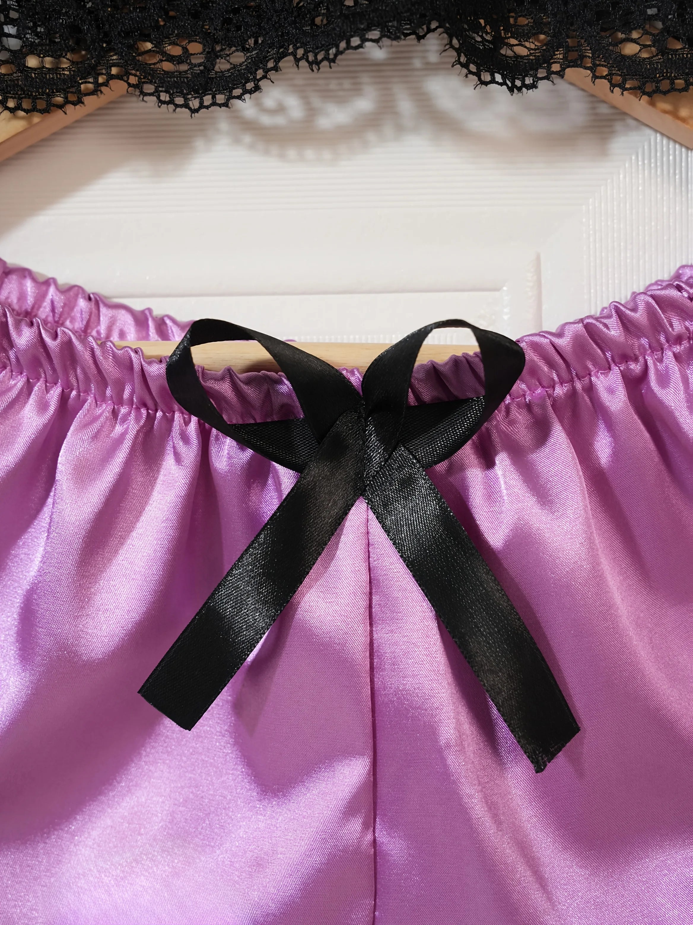 Conjunto de Pijama de Satén para Mujer 4 Piezas con Bata y Encaje