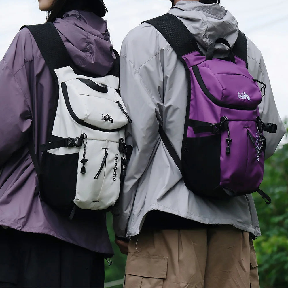 Mini Mochila para Exteriores con Diseño de Montaña, Ligera, con Correa Ajustable, para Senderismo, Viajes, Campamento, Excursiones Diarias al Aire Libre