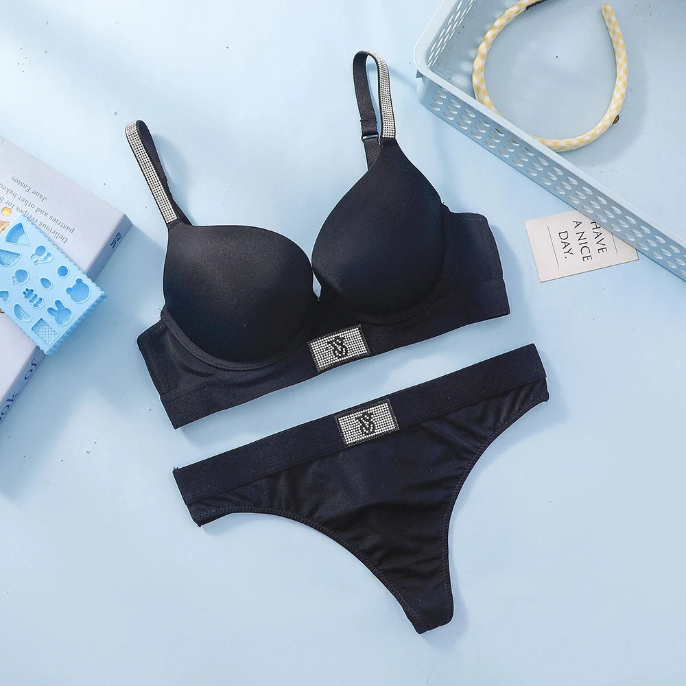 Conjunto de Sujetador Push Up sin Aros con Encaje y Bragas para Mujer