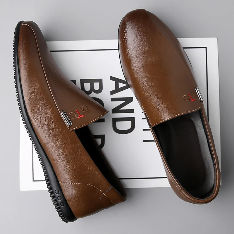 Mocasines de cuero para hombre con bordado, suela antideslizante, uso diario