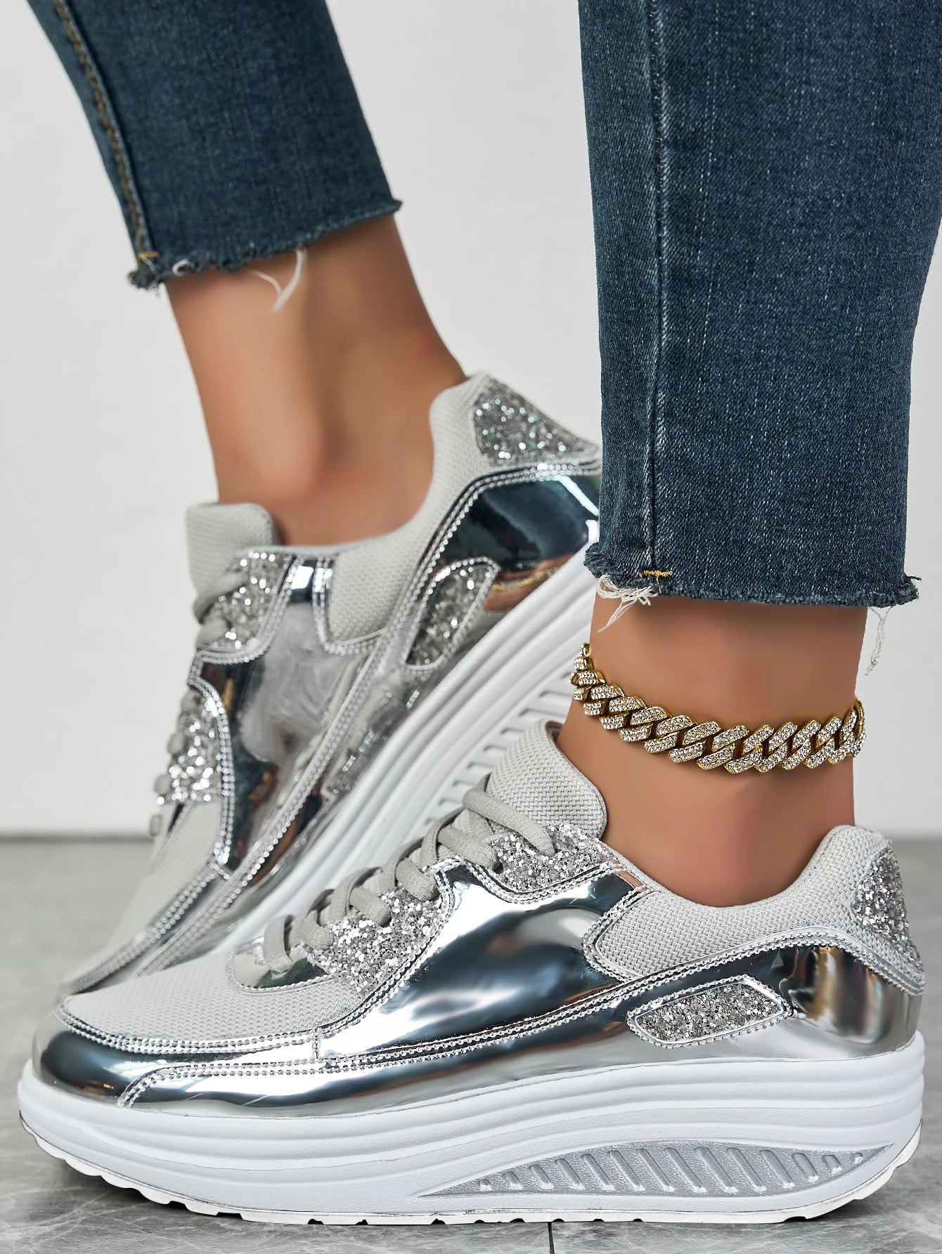 Zapatos deportivos de malla plana para mujer, calzado deportivo cómodo y transpirable con cordones, a la moda, para primavera y otoño