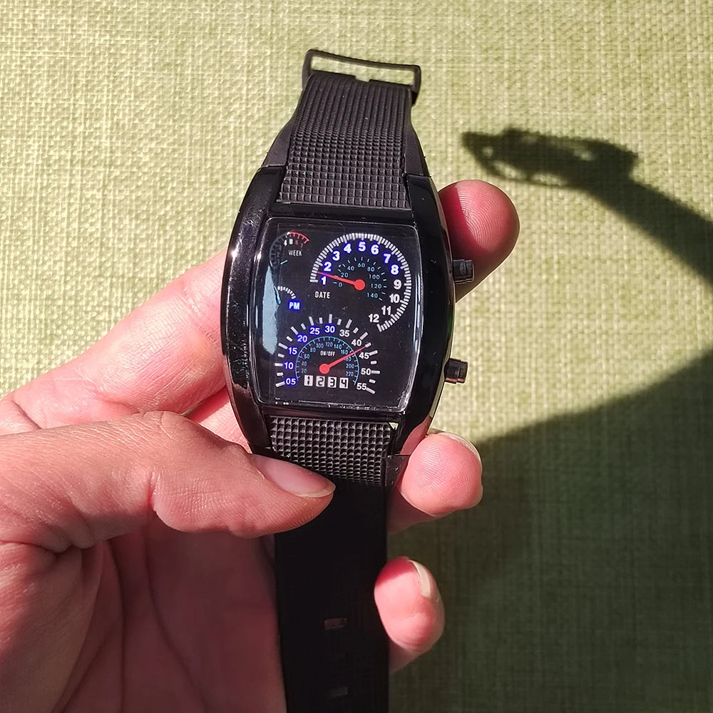 Reloj de pulsera de cuarzo a la moda para hombre, reloj electrónico LED de aviación deportiva, tablero de carreras con ventilador, reloj Digital masculino creativo para hombre