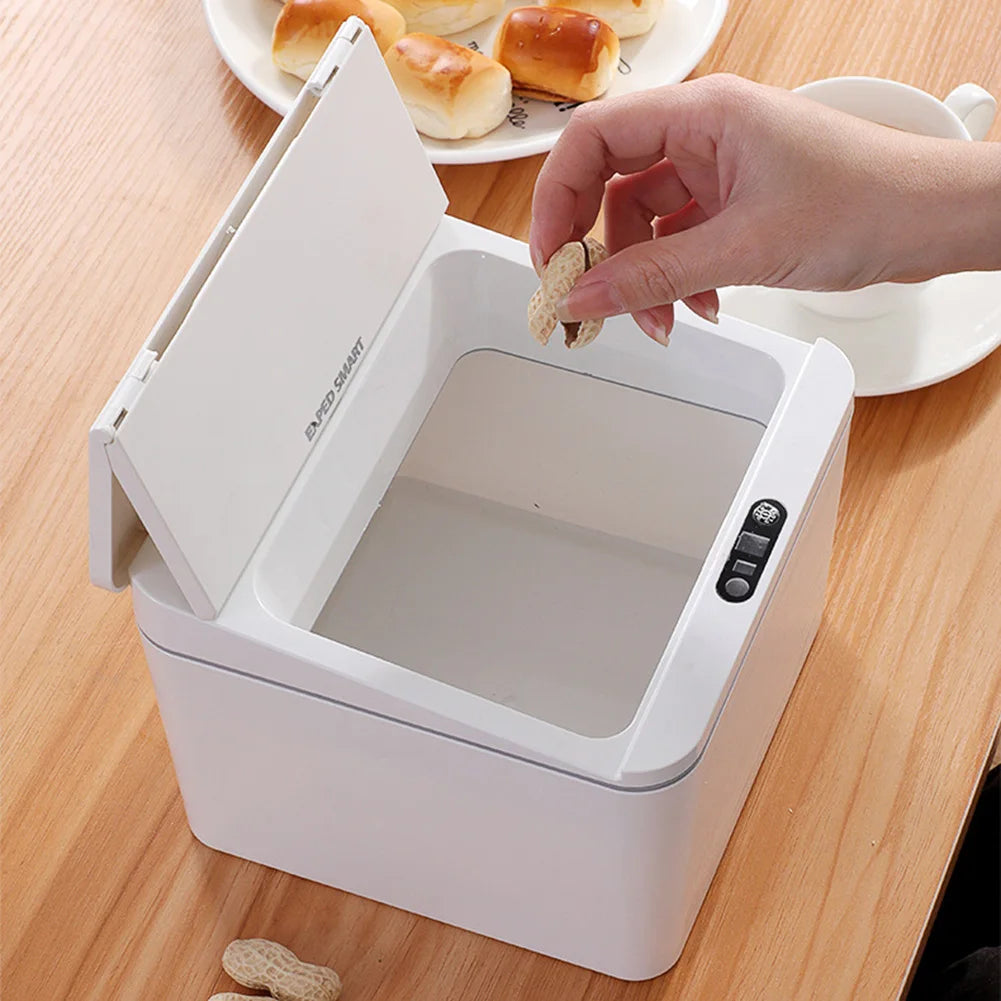 Papelera automática de escritorio con sensor por inducción, recargable USB, 4 L