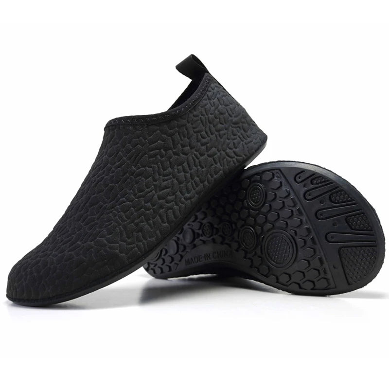 2023 par de zapatos acuáticos, zapatos de agua ligeros de verano para hombres, zapatos de playa de secado rápido para mujeres, zapatillas antideslizantes suaves, envío gratis