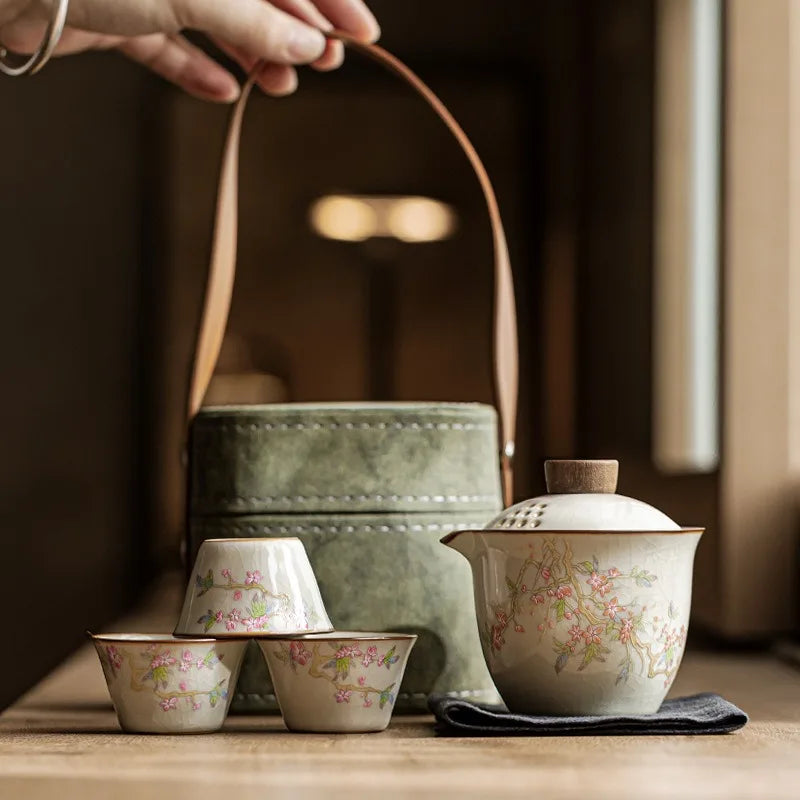 Set de tetera de viaje con tres tazas de cerámica y bolsa de almacenamiento para camping